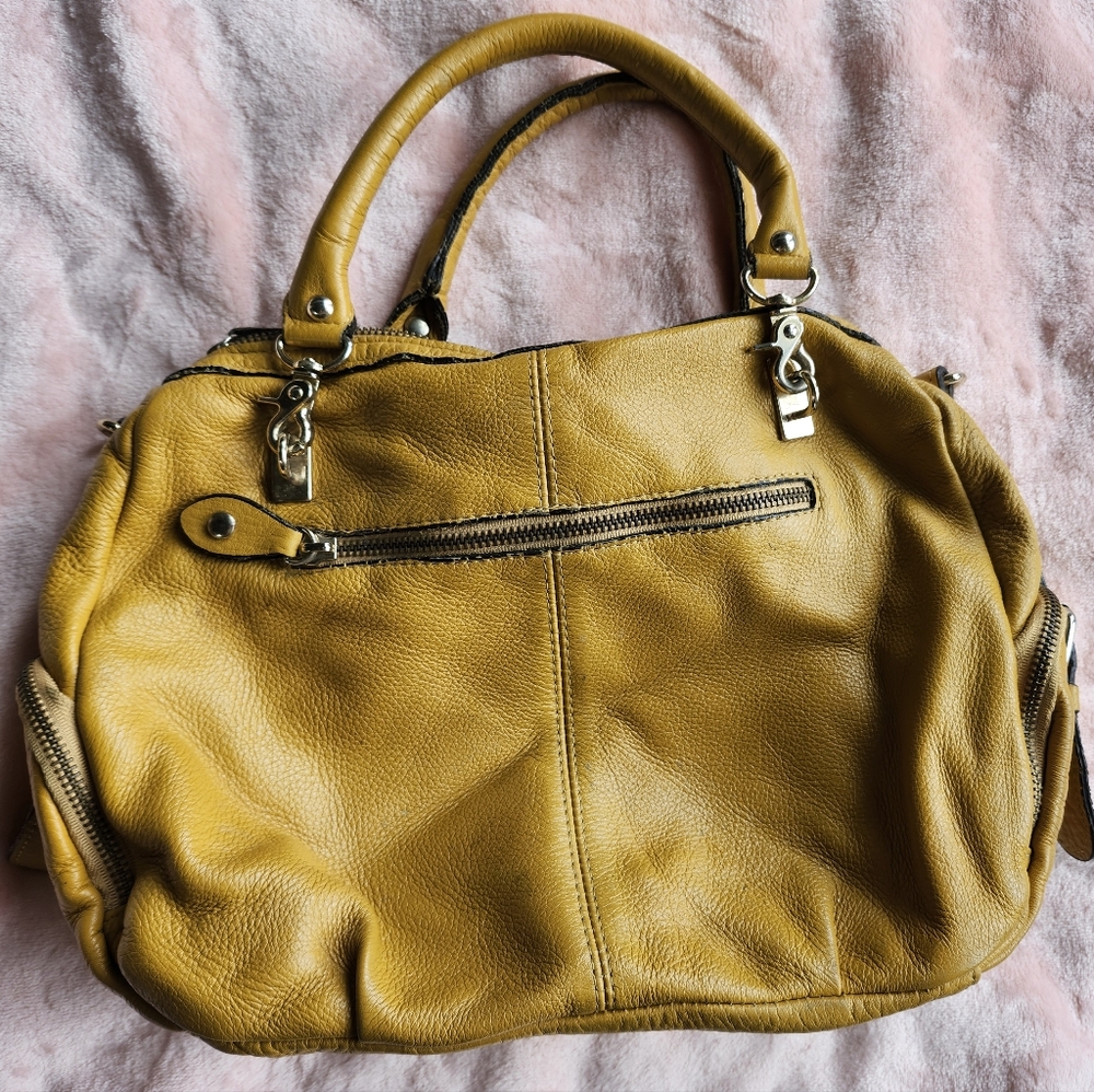 The Van Purse